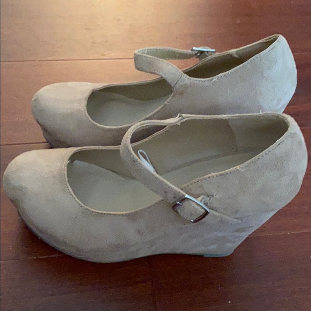 Wedges - Picture 3 of 3